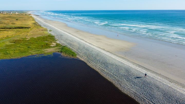 La Torche beach in Finistère.  This magnificent and immense 2 km white sand beach faces due west in an incredible natural environment.  It is classified Natura 2000. (REMI LE CALVEZ)