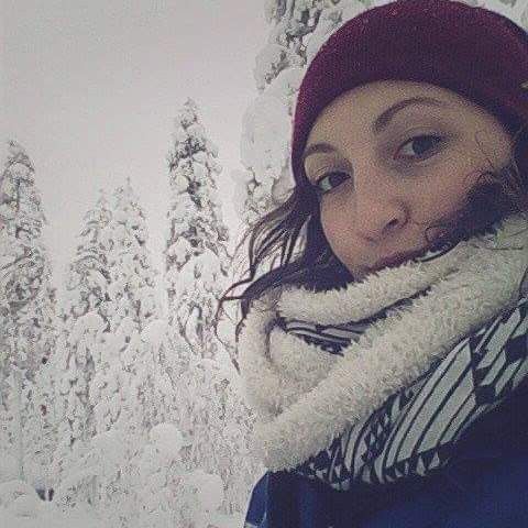 Morgane Corneloup dans les forêts de Laponie finlandaise (Photo Corneloup)