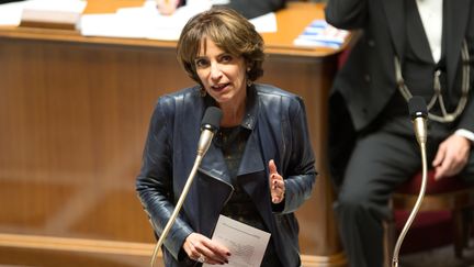 Pour Touraine, "on assiste depuis quelques années à des offensives" contre l'IVG