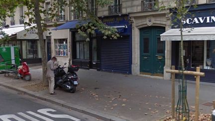 Vue de la devanture de la boutique Le Diamant bleu, &agrave; Paris, braqu&eacute;e le 3 mai 2014. (GOOGLE STREET VIEW)