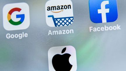 Les logos des GAFA , Google, Amazon, Facebook et Apple. (DENIS CHARLET / AFP)