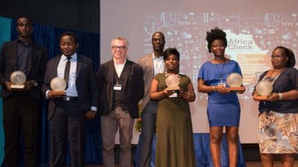 Les vainqueurs des Prix africains 2017 du fact-checking, remis le 18 novembre 2017 à Johannesburg (Afrique du Sud). Capture d'écran du site Africa Check. (Capture d&#039;écran du site Africa Check)