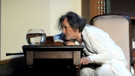 &nbsp; (Serge Merlin dans "Le réformateur" ©  Dunnara MEAS)