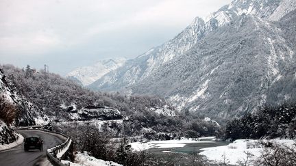 La vall&eacute;e du Var sous la neige, le 11 f&eacute;vrier 2013. (MAXPPP)