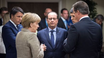 &nbsp; (François Hollande en compagnie d'Angela Merkel, Matteo Renzi et David Cameron au sommet de l'Otan à Newport  @ MaxPPP)