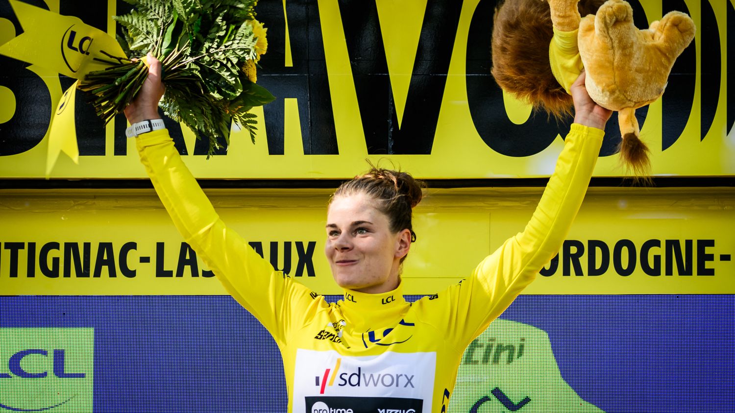 Video Tour De France Femmes 2023 Le Show De Julie Van De Velde Le Réalisme De Lorena Wiebes 