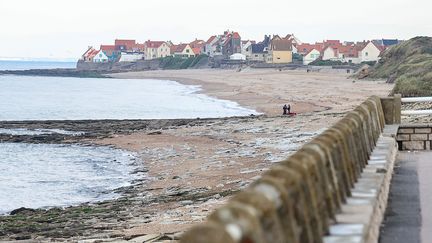 La plage d'Ambleteuse (Pas-de-Calais), le 15 septembre 2024, au lendemain de la mort d'au moins huit personnes tentant de traverser la Manche. (SEBASTIEN JARRY / LA VOIX DU NORD / MAXPPP)