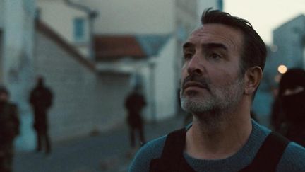 Jean Dujardin dans "Novembre" de Cédric Jimenez. (STUDIOCANAL)