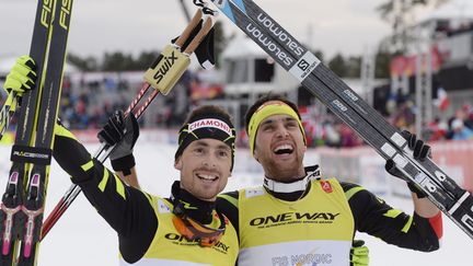 Jason Lamy Chappuis et Francois Braud ont décroché l'or au bout du suspense (CHRISTOF STACHE / AFP)