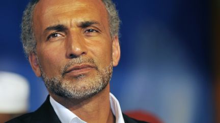 Tariq Ramadan le 26 août 2011 à Abidjan, en Côte-d'Ivoire. (SIA KAMBOU / AFP)