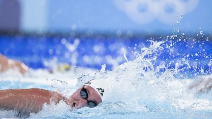 La Française Anastasiia Kirpichnikova lors des séries du 1 500 m, aux Jeux olympiques de Paris, le 30 juillet 2024. (KEMPINAIRE STEPHANE / KMSP / AFP)