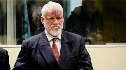 TPIY : Slobodan Praljak, un général croate jugé pour crimes de guerre, se suicide en pleine audience