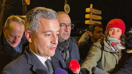 Gérald Darmanin et Laurent Nunez sur les lieux de l'attaque au couteau à Paris, le 2 décembre 2023. (ARNAUD RICHARD / AFPTV)