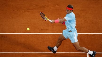 L'Espagnol Rafael Nadal affronte le Serbe Novak Djokovic en finale hommes de Roland-Garros, le 11 octobre 2020, à Paris.&nbsp; (THOMAS SAMSON / AFP)