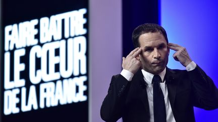 Benoît Hamon, candidat socialiste à l'élection présidentielle, le 5 avril 2017 lors d'un meeting à Nancy (Meurthe-et-Moselle). (PHILIPPE LOPEZ / AFP)