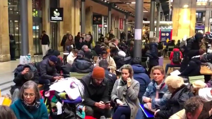 Transports : grève surprise des salariés français d’Eurotunnel, l'ensemble du réseau paralysé