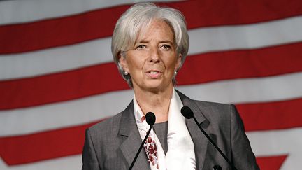 La directrice du FMI Christine Lagarde lors d'un discours aux &eacute;tudiants dipl&ocirc;m&eacute;s de l'universit&eacute; de Cambridge (Etats-Unis), le 23 mai 2012. (EMMANUEL DUNAND / AFP)