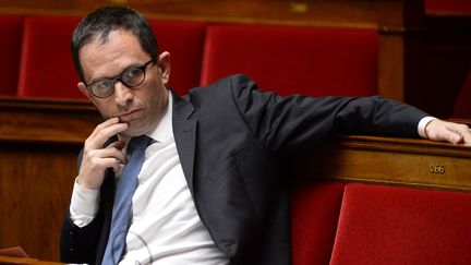 Pour Hamon, le recours au 49.3 est "un échec démocratique inimaginable"