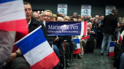 Des militants du Front national assistent à un meeting de Marine Le Pen, le 16 mars 2015 à Six-Fours-les-Plages (Var).&nbsp; (MAXPPP)