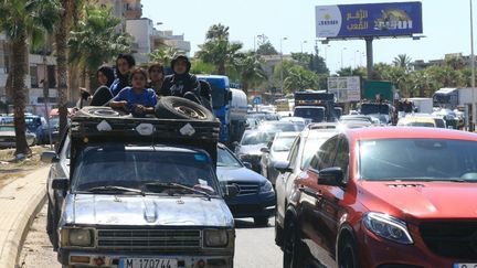 Regarder la vidéo Guerre au Proche-Orient : les frappes israéliennes au Liban ont fait au moins 274 morts, des milliers de familles déplacées