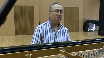 Dang Thai Son en répétition avant le concert d'ouverture des 26èmes Nuits pianistiques d'Aix-en-Provence.
 (France 3 / Culturebox)