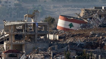 Des bâtiments détruits dans le village de Meiss El-Jabal, dans le sud du Liban, le 25 novembre 2024. (JALAA MAREY / AFP)