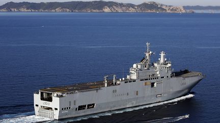 &nbsp; (Le Mistral rentre à la base navale de Toulon © MAXPPP)