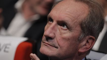 G&eacute;rard Longuet, s&eacute;nateur de la Meuse, le 12 novembre 2012 &agrave; Paris,&nbsp;lors d'un meeting de soutien &agrave; Fran&ccedil;ois Fillon. (PHILIPPE LAVIEILLE / MAXPPP)