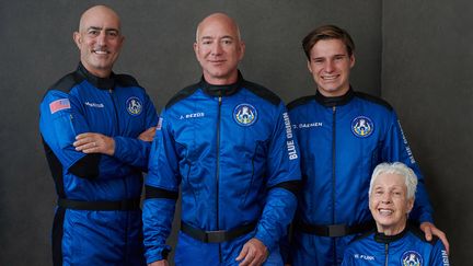 Mark Bezos, Jeff Bezos, Oliver Daemen, Wally Funk vont décoller le 20 juillet 2021 pour le premier vol habité de l'entreprise Blue Origin, créée par Jeff Bezos. (EYEPRESS NEWS)