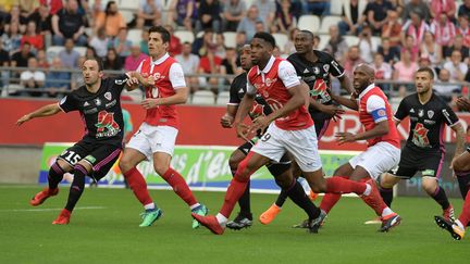 Reims retrouve la Ligue 1 en battant Ajaccio (CHRISTIAN LANTENOIS L'UNION/L'ARDENNAIS / MAXPPP)