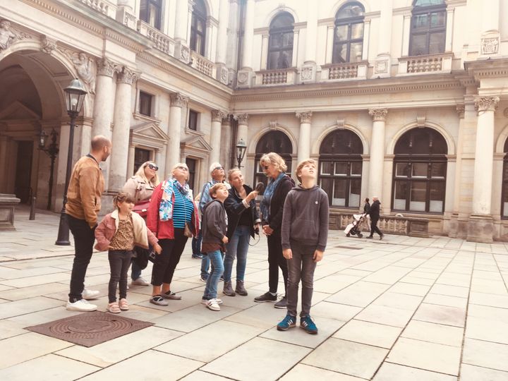 Devant la bourse historique d'Hambourg. (INGRID POHU / RADIO FRANCE)