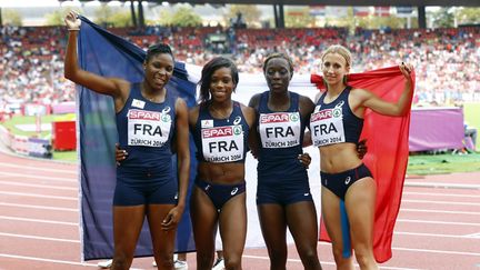 &nbsp; (Le relais féminin du 4x100 m terminent deuxième. © REUTERS/Arnd Wiegmann)