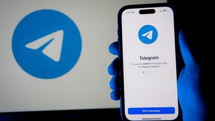 L'application de messagerie Telegram sur un téléphone portable, le 8 janvier 2024. (ASMAIL ASLANDAAY / ANADOLU / AFP)