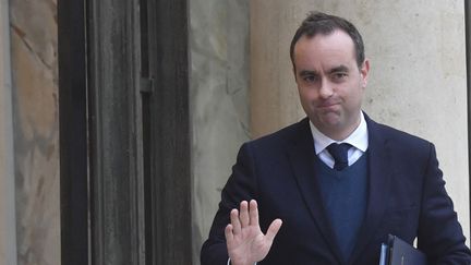 Le ministre des Armées, Sébastien Lecornu, le 12 janvier 2024 au palais de l'Elysée, à Paris. (FRANCOIS PAULETTO / HANS LUCAS / AFP)