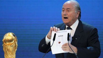 Sepp Blatter révèle l'attribution du Mondial 2022 au Qatar (2010) (KARIM JAAFAR / AFP)