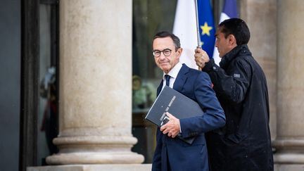 Bruno Retailleau, ministre de l'Intérieur, arrive à l'Elysée pour le premier Conseil des ministres du gouvernement de Michel Barnier, le 23 septembre 2024. (XOSE BOUZAS / HANS LUCAS / AFP)