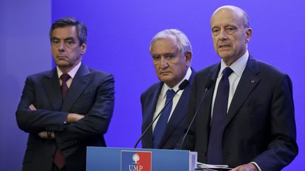 Les trois pr&eacute;sidents provisoires de l'UMP,&nbsp;Fran&ccedil;ois Fillon, Jean-Pierre Raffarin et Alain Jupp&eacute;, le 8 ao&ucirc;t 2014 &agrave; Paris. ( MAXPPP)