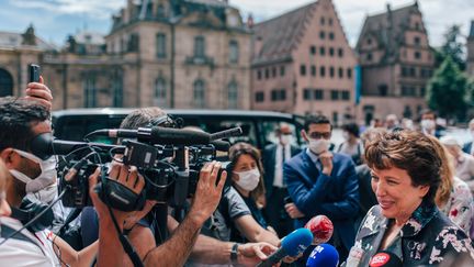 Roselyne Bachelot en visite à Strasbourg, son premier déplacement depuis sa nomination au poste de ministre de la Culture, le 10 juillet 2020 (ABDESSLAM MIRDASS / HANS LUCAS)