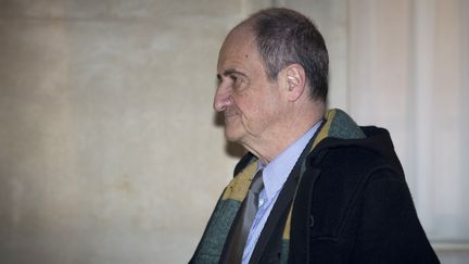 L'homme d'affaires Pierre Lescure quitte l'Elys&eacute;e, le 16 d&eacute;cembre 2013. (JOEL SAGET / AFP)