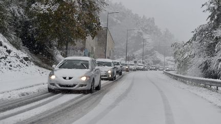 Des autoroutes bloquées à Saint-Etienne (Loire), le 29 octobre 2018. (MAXPPP)