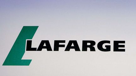 &nbsp; (Une cimenterie du groupe Lafarge cible d'une attaque au Nigeria © SIPA)