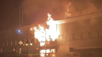 Nanterre : des tensions dans les rues après la mort de Nahel