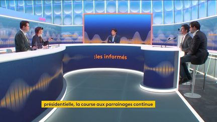 Le plateau des informés, mercredi 23 février 2022. (FRANCEINFO)