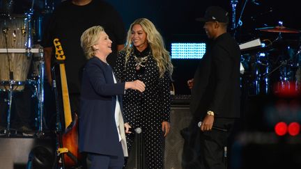 Beyoncé et Jay Z soutiennent Hillary Clinton lors d'un concert à Cleveland
 (DUANE PROKOP/AFP)