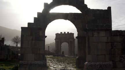 Le site de Djemila est situé à 50 km au nord-est de la ville de Sétif. Connu sous son nom antique de Cuicul, le site de Djemila est un établissement d'une ancienne colonie romaine fondée sous le règne de Nerva (96-98 de notre ère). «La ville romaine occupait un site défensif remarquable», précise l'Unesco. (Ethel Davies / Robert Harding Premium )