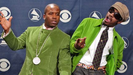 Big Boi et Andre 3000 de Outkast le 8 février 2004 aux Grammy Awards
 (Reed Saxon /AP/SIPA)
