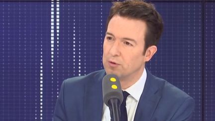 Guillaume Peltier était l'invité de franceinfo mardi 25 février.&nbsp; (FRANCEINFO / RADIOFRANCE)