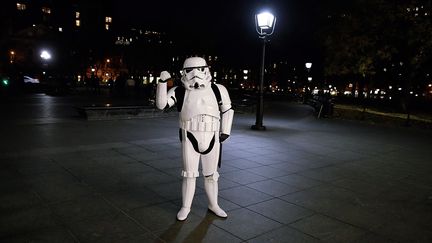 Fan participant à la "Light Battle Tour" à New York, le 18 décembre 2015
 (John Lamparski / GETTY IMAGES NORTH AMERICA / AFP )