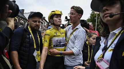 DIRECT. Tour de France féminin : un final accidenté, Demi Vollering à la recherche du temps perdu... Suivez la 6e étape