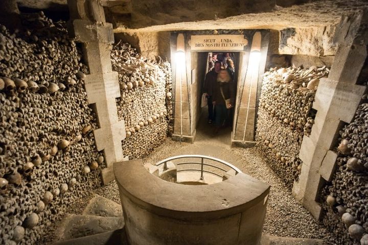 Passage des Catacombes de Paris
 (PETER KNEFFEL / DPA)